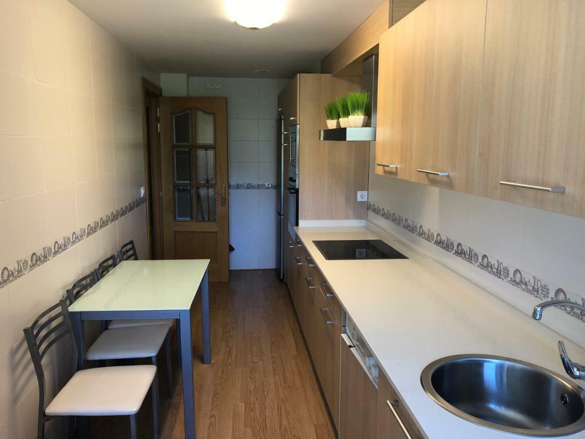 Apartamento Ezcaray Con Piscina Zorraquin ภายนอก รูปภาพ