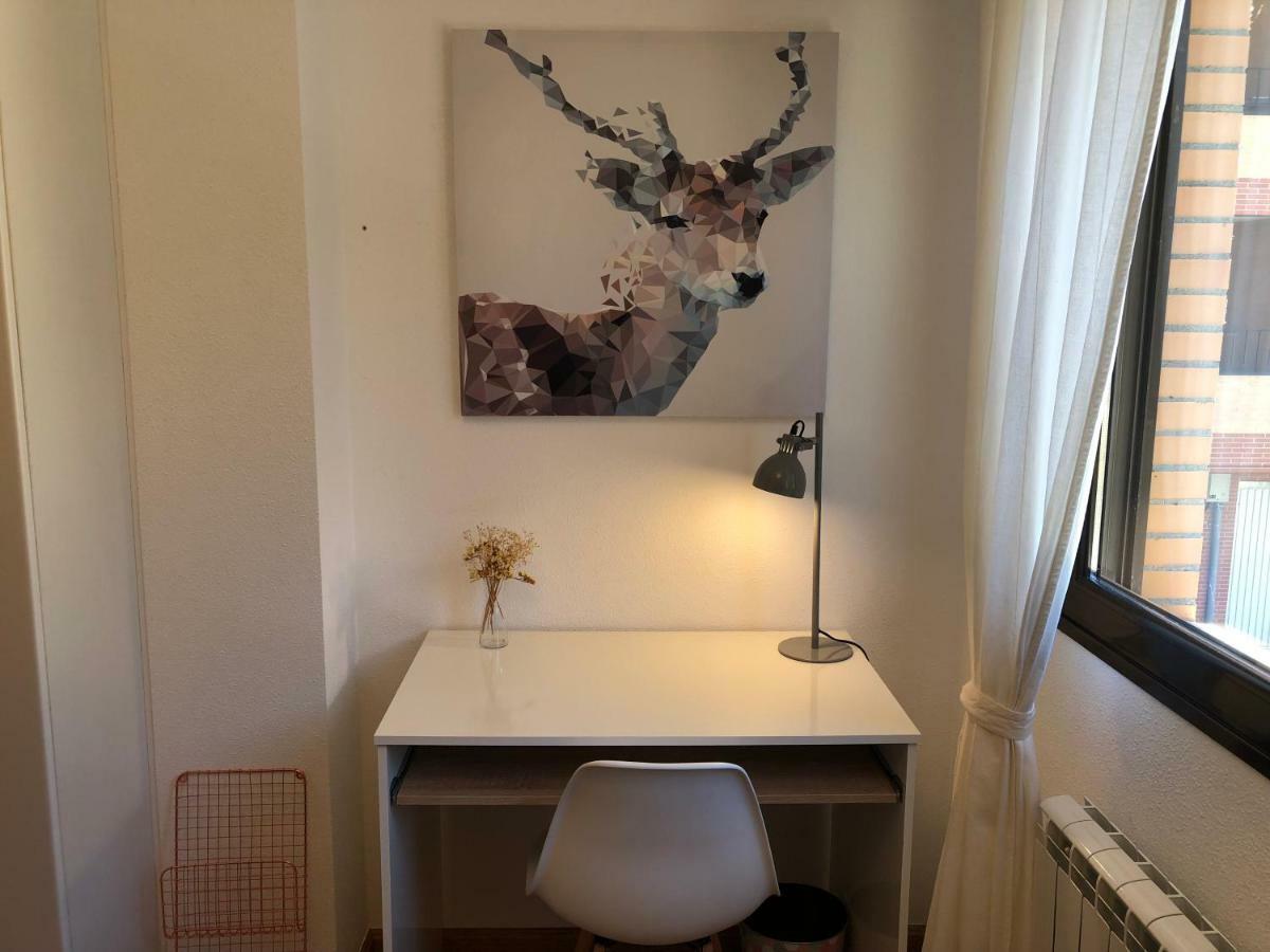 Apartamento Ezcaray Con Piscina Zorraquin ภายนอก รูปภาพ